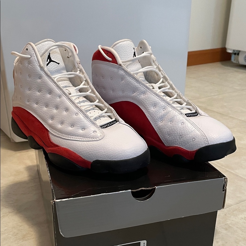 Nike Air Jordan 13 Retro men’s size 10